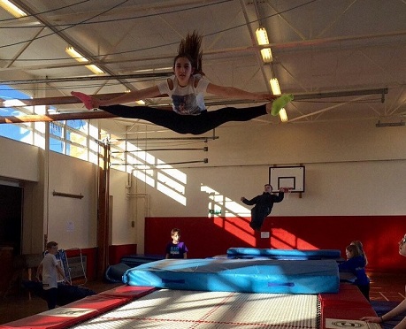 Brilliant_Club_Trampolining2.jpg